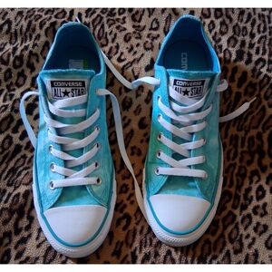 Converse Blue and White Chuck Taylor Sneakers
